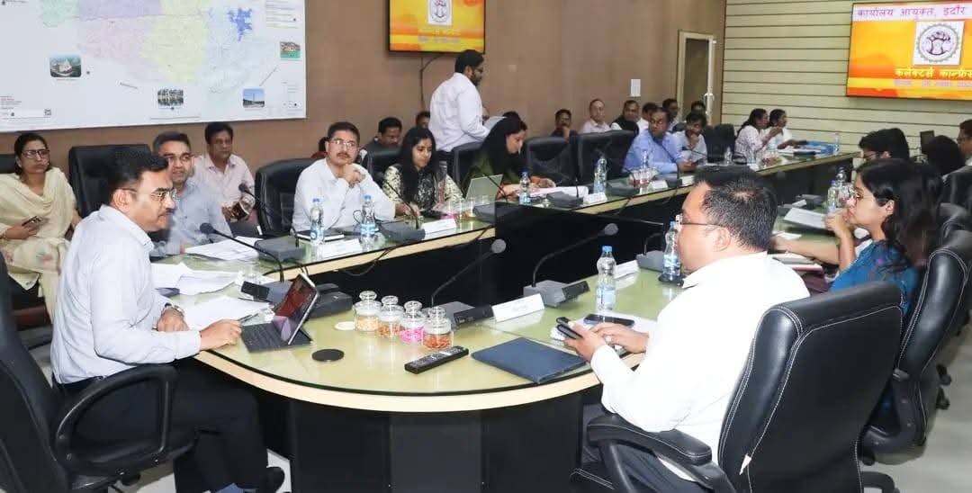 देश में चर्चा है — खंडवा महिला बाल विकास विभाग में 