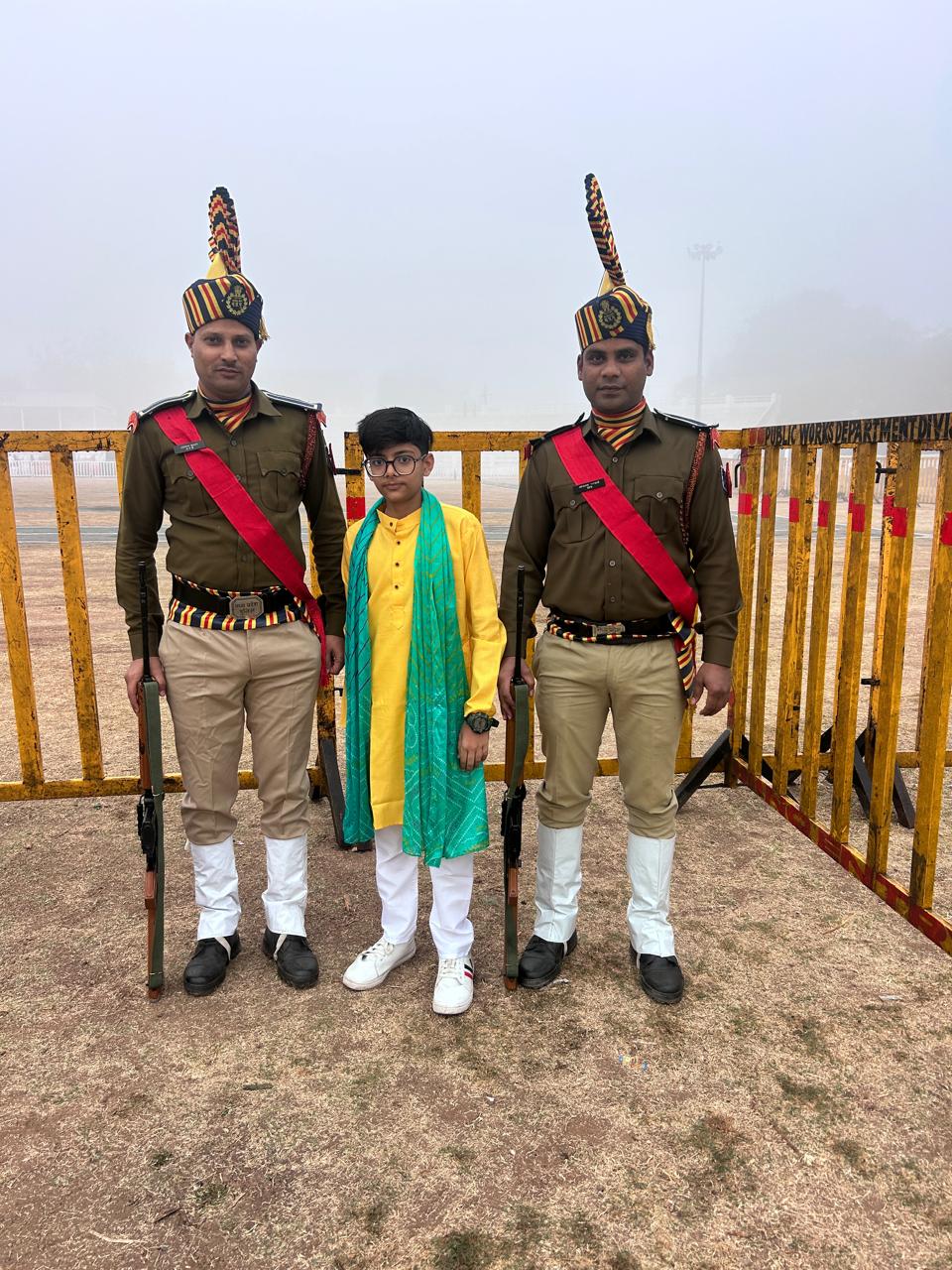 विज्ञापन एवं शुभकामना संदेशों की दृष्टि से तैयार किया गया है। यह गणतंत्र दिवस एवं जन्मदिन जैसे शुभ अवसरों पर प्रकाशित