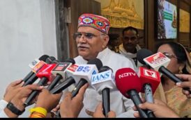 जनता के साथ गद्दारी की, देश को कमजोर करने का काम किया और अब वही लोग देश के लोकप्रिय प्रधानमंत्री पर सवाल उठा रहे